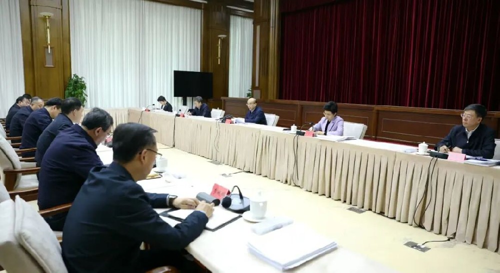 省委科技委员会第三次全体会议召开 许勤主持并讲话 梁惠玲出席